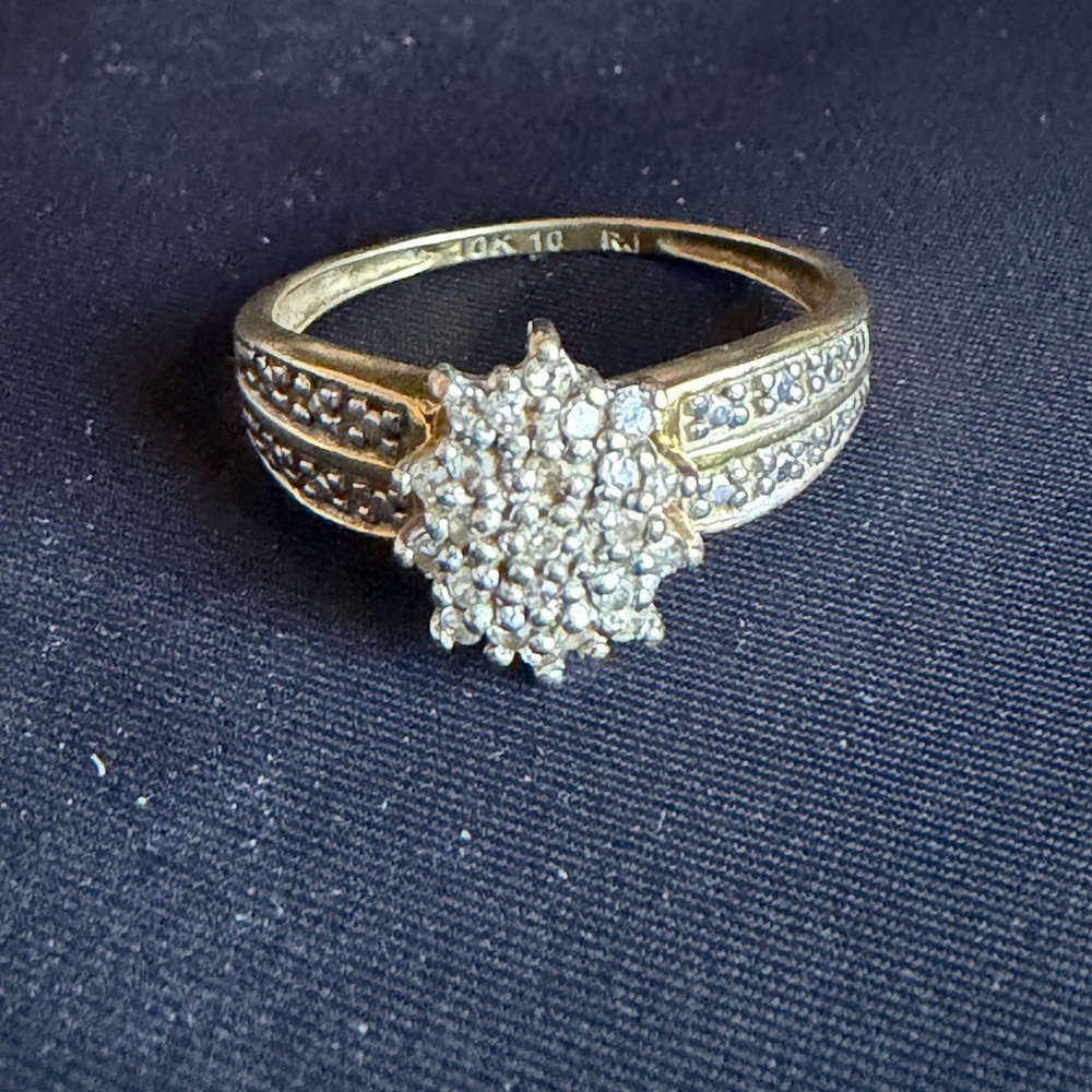 10k Gold Diamond (0.5 carat) Ring, size 10